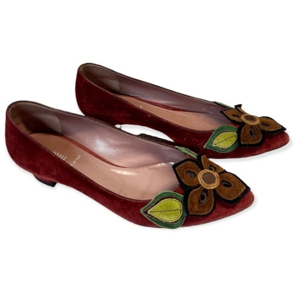 Miu Miu Suede Red Flower Pointed Flat Shoes Ballerina heel US 7.5 / 37.5 - Picture 2 of 7